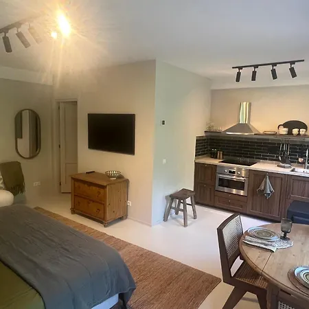 B&B Lekkerkerk * Леккеркерк